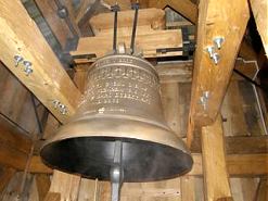 Novotou zc zvon Jakub Vt v obnoven zvonici